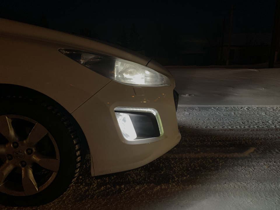 Минусы/недостатки Пежо 308-вовсе и не минусы.Часть 3.Интерьер ...