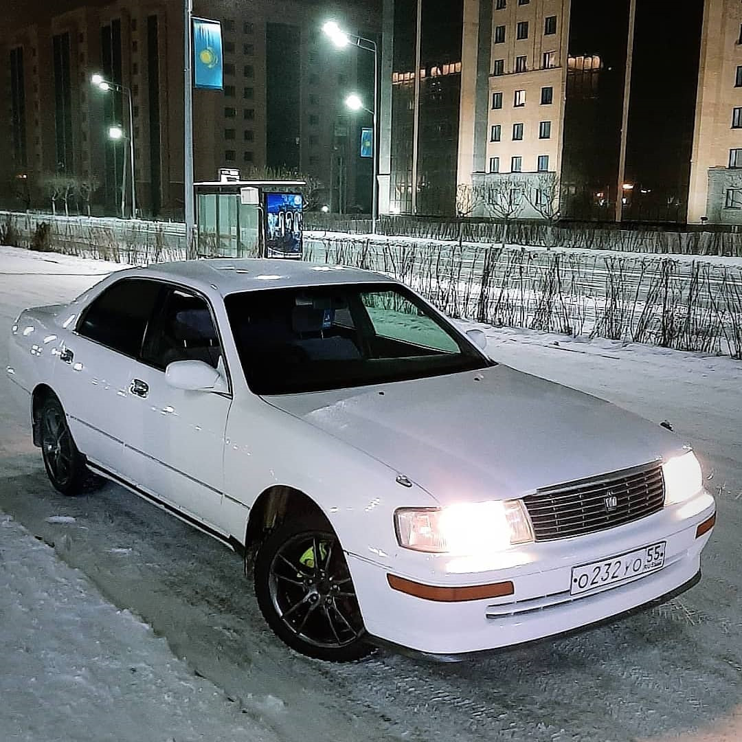 Toyota Crown s140