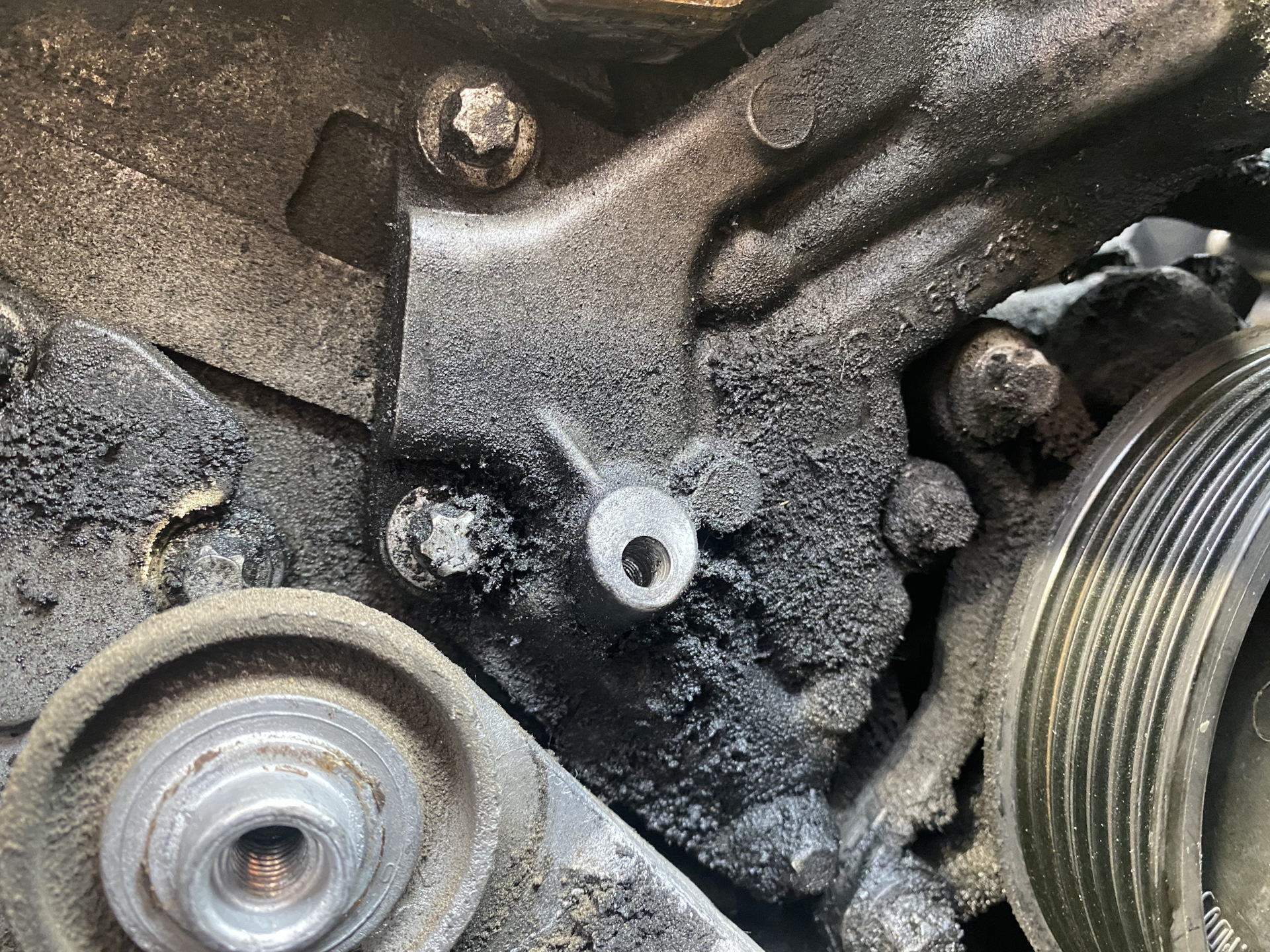 Замена прокладки масляного стакана om642 — Mercedes-Benz E-class (W211 ...