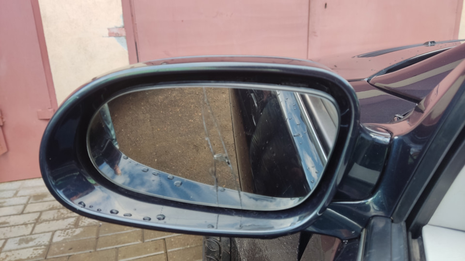 Замена стеклянного элемента левого зеркала — Mercedes-Benz CLK (W209 ...