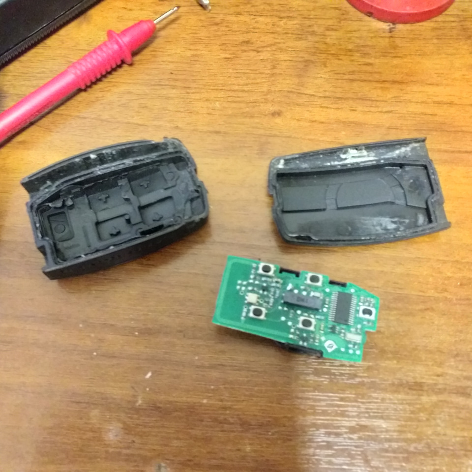 Корпус ключа freelander 2. Land rover freelander 2 interior. Land rover freelander 2 поколение 2. Где находится датчик открытия капота во freelander 2. Land rover freelander 2 2008 салон.