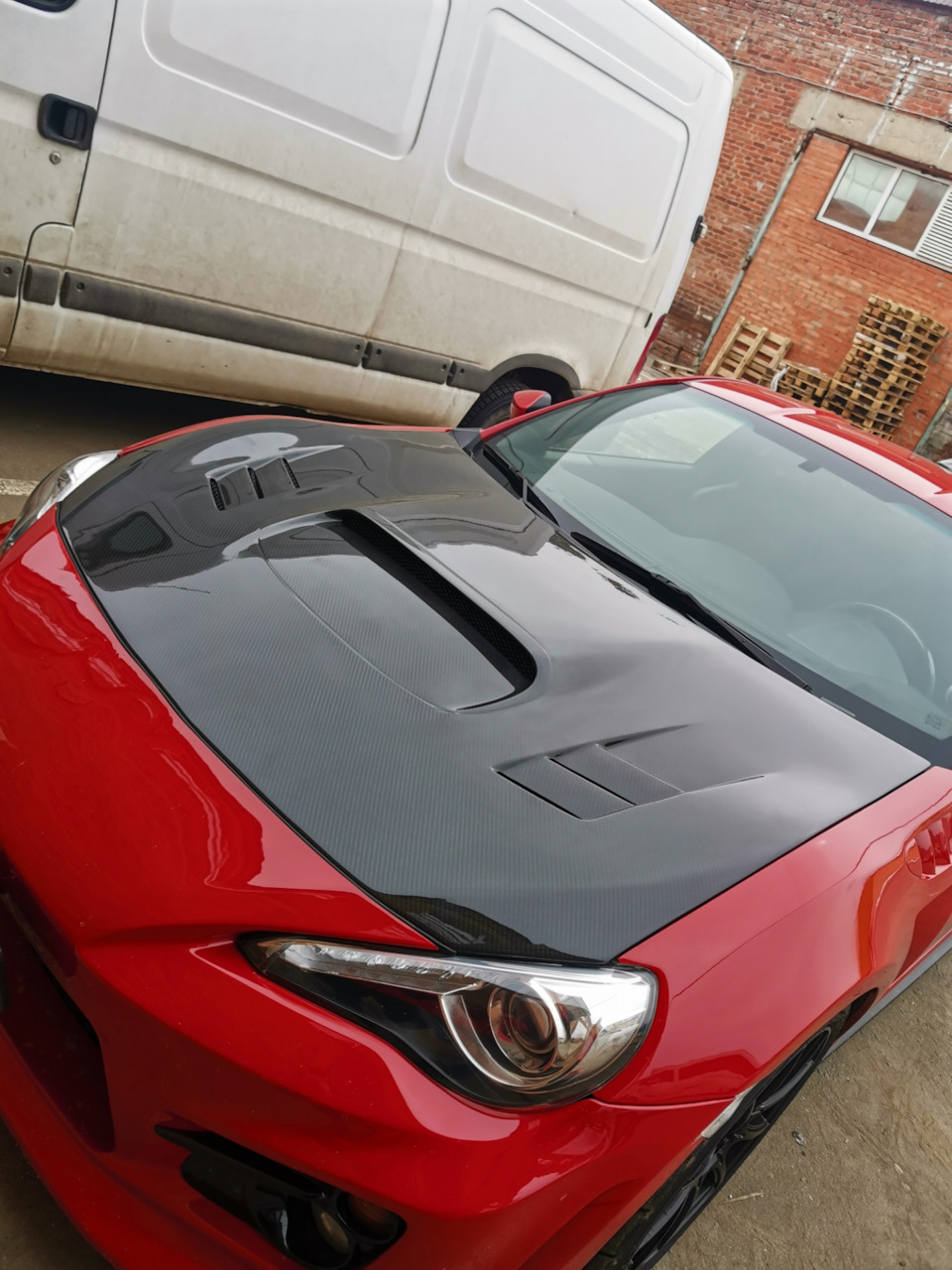 Ремонт карбонового капота seibon — Toyota GT86, 2 л, 2013 года | тюнинг |  DRIVE2