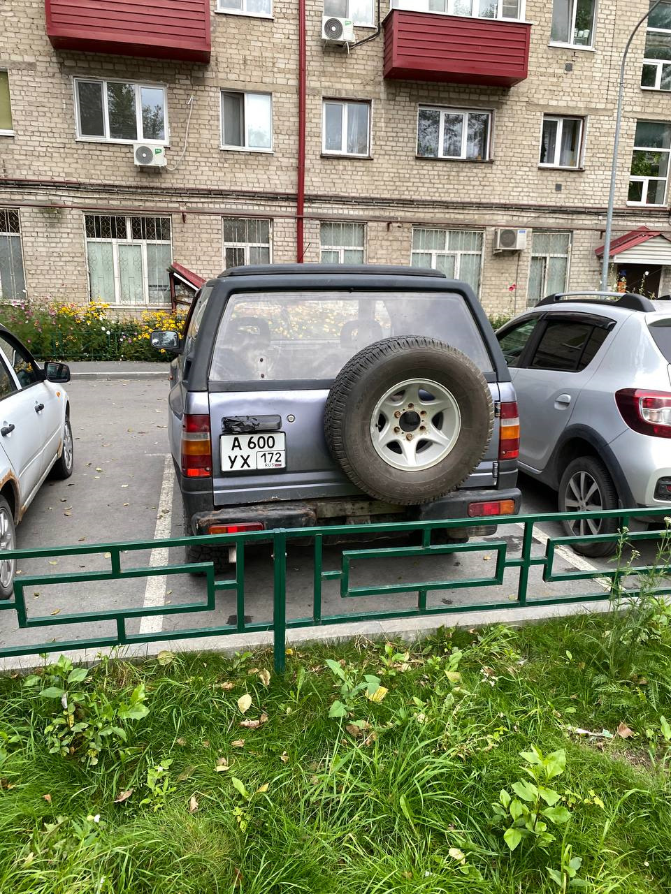 Это номерок как на японце… по мне так лучше вписывается — Opel Frontera A Sport