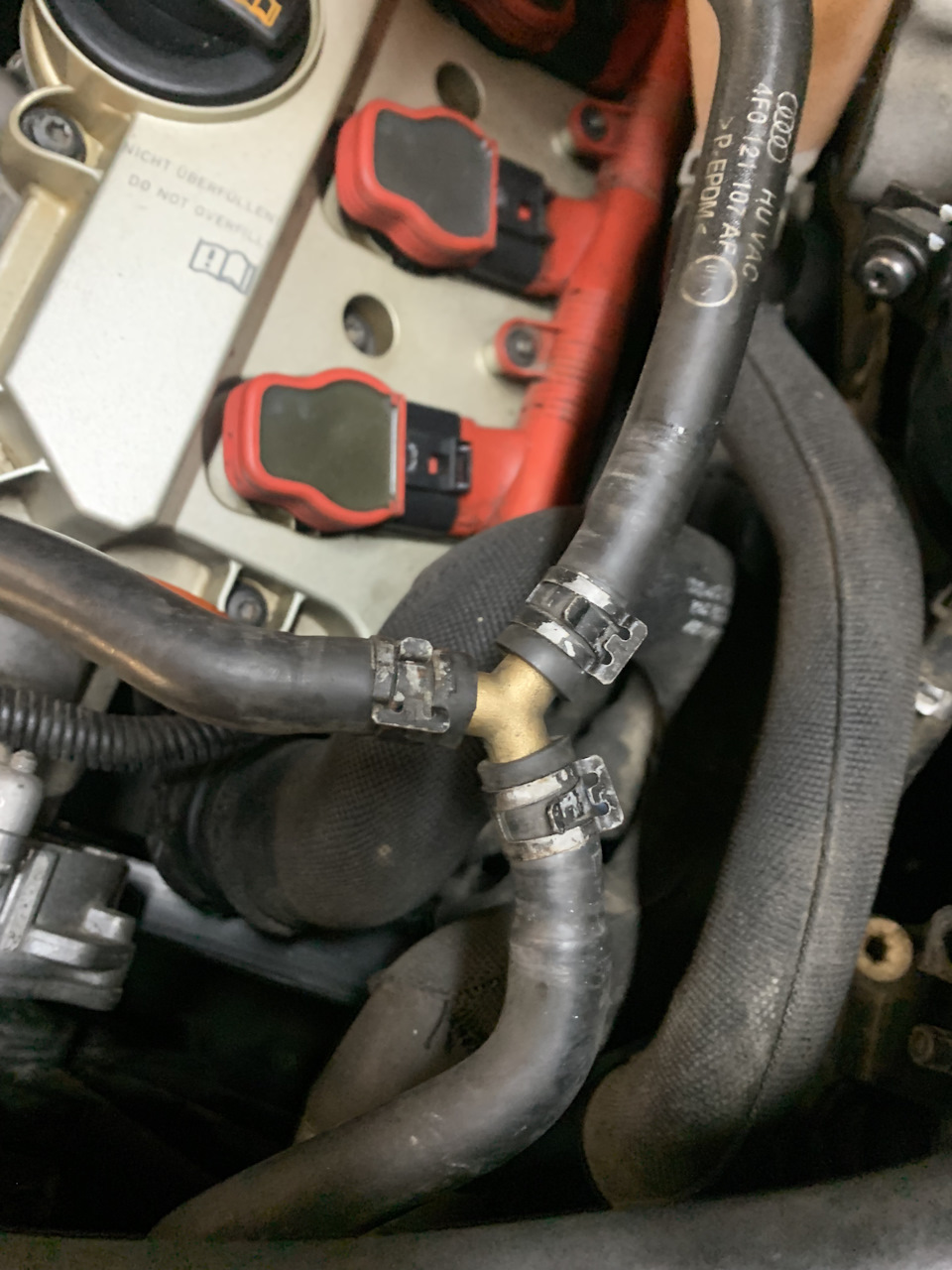 По красоте запилил — Audi A6 (C6). Запчасти на фото: 4F0121107