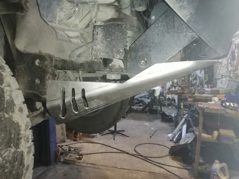 Фото в бортжурнале Toyota Land Cruiser Prado 90-series