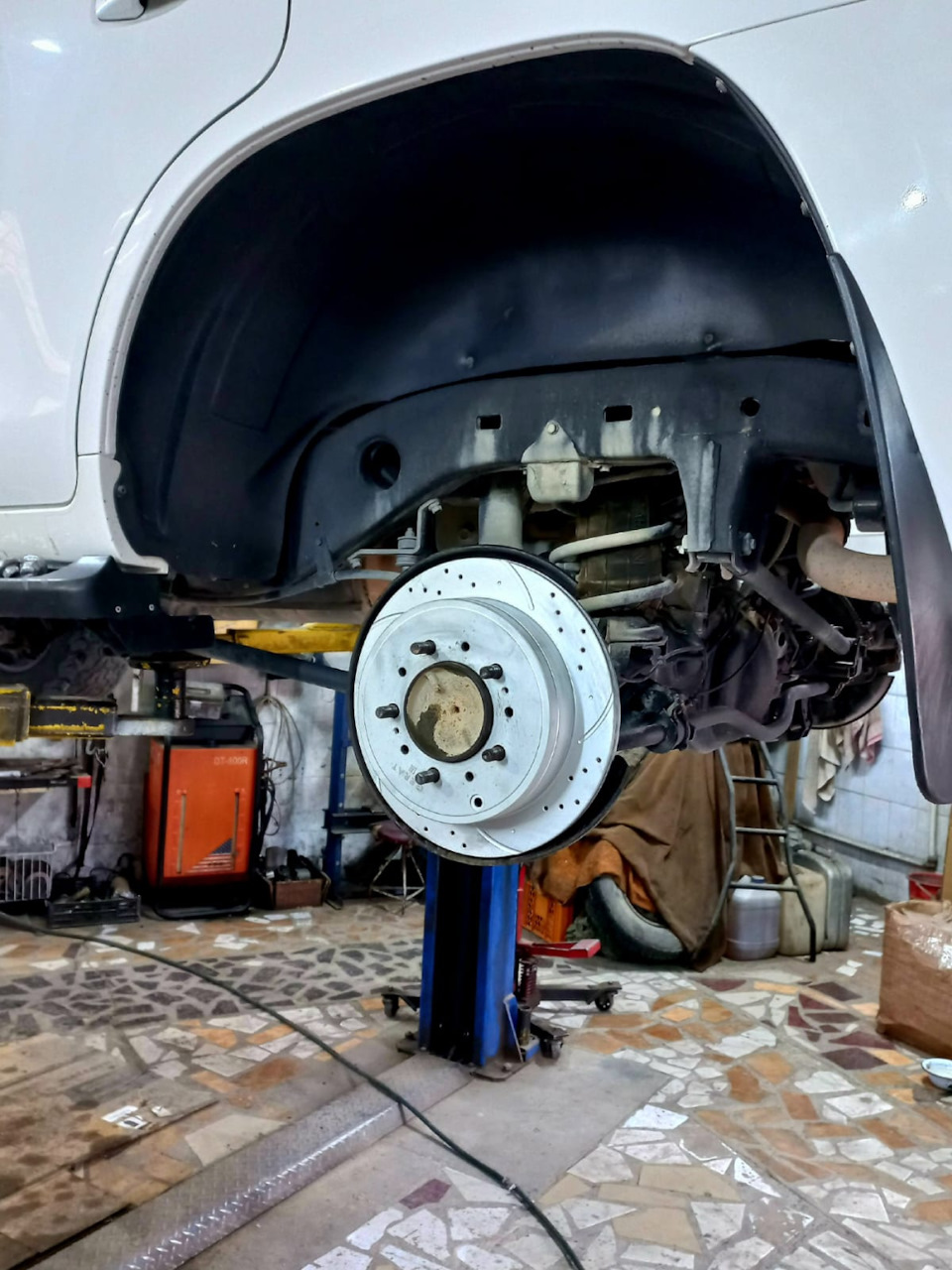 Фото в бортжурнале Toyota Land Cruiser 200