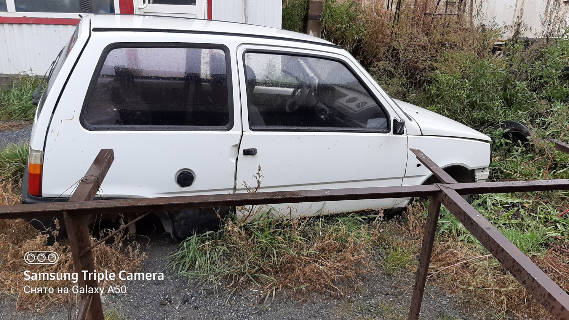 Продажа Lada 11113 Ока 1999 (бензин, МКПП) — с историей обслуживания —  DRIVE2.RU