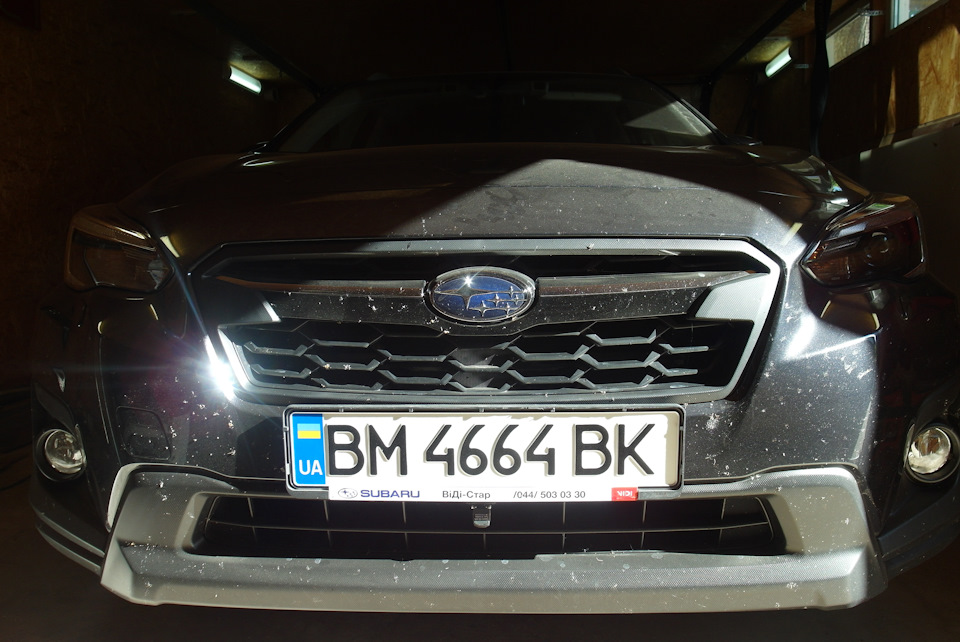вон она, под номером — Subaru XV (2G). Запчасти на фото: S030330