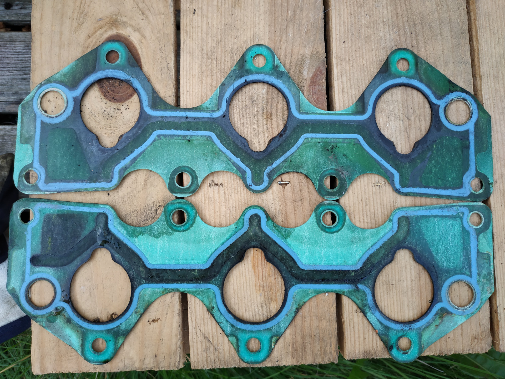 Новый комплект ГРМ и Поликлиновый ремень генератора — Rover 75, 2 л ...