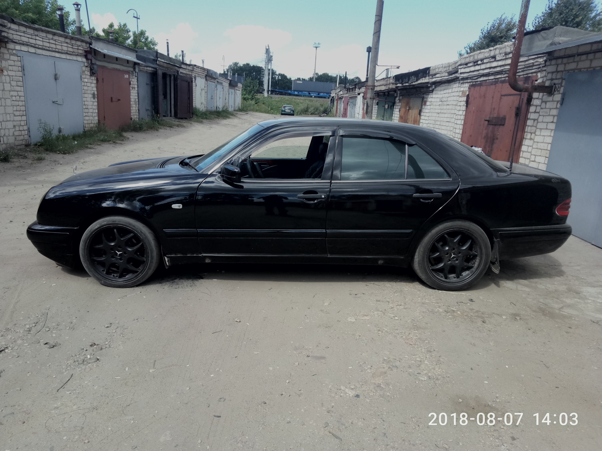 Выбор цвета для дисков — Mercedes-Benz E-class (W210), 2,2 л, 1998 года |  колёсные диски | DRIVE2