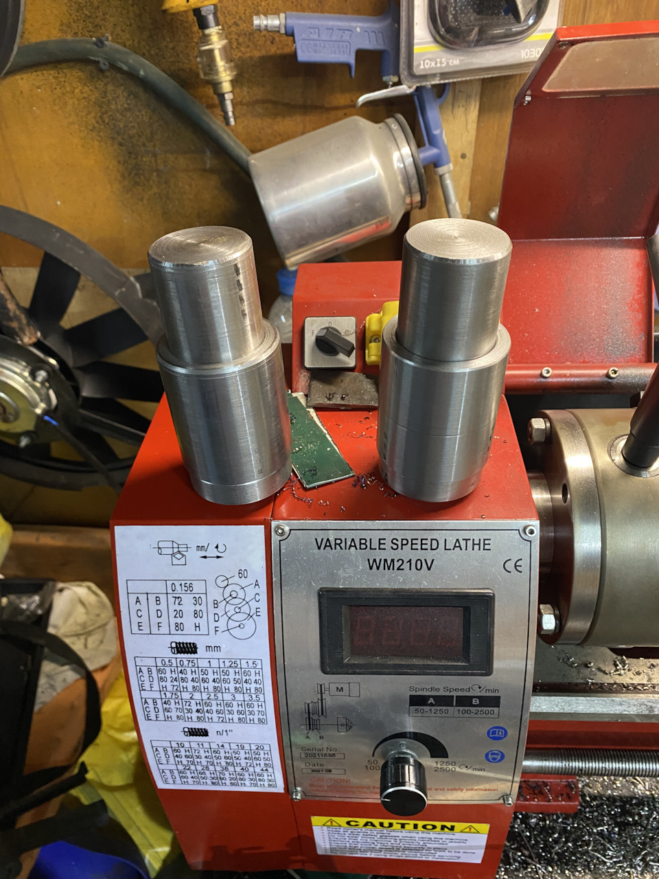 2 пальца практически готовы, осталось только на верхушку наварить фиксатор — Mitsubishi fuso canter. Запчасти на фото: 1002500