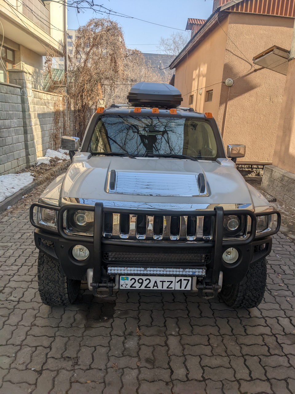 Установка автобокса на крышу и лопаты в багажник! — Hummer H3, 3,7 л, 2008  года | тюнинг | DRIVE2