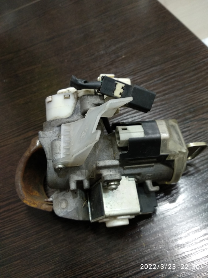 Замок зажигания на Toyota Allion (T260), Toyota Corolla Axio (E140 ...