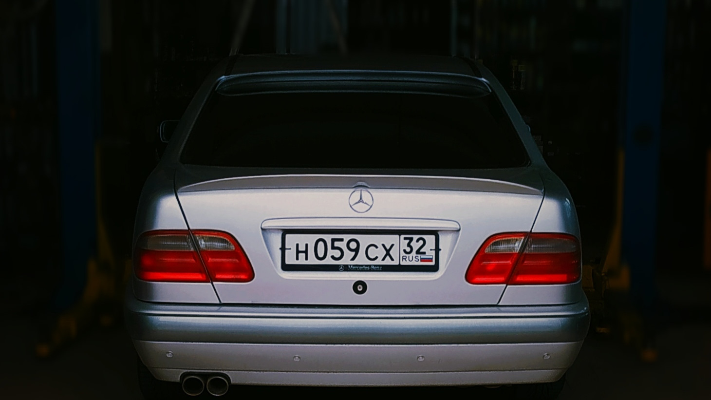 Mercedes-Benz E-class (W210) 2.0 бензиновый 1996 | E200 на DRIVE2