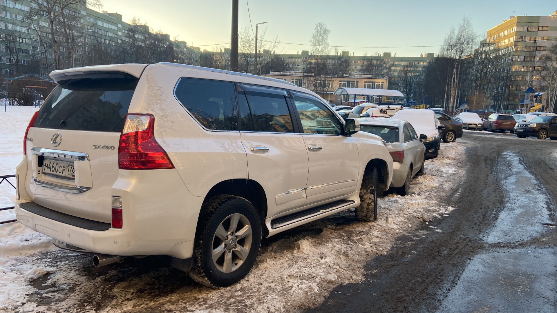 Lexus GX (URJ150) 4.6 бензиновый 2012 | Снежная королева на DRIVE2