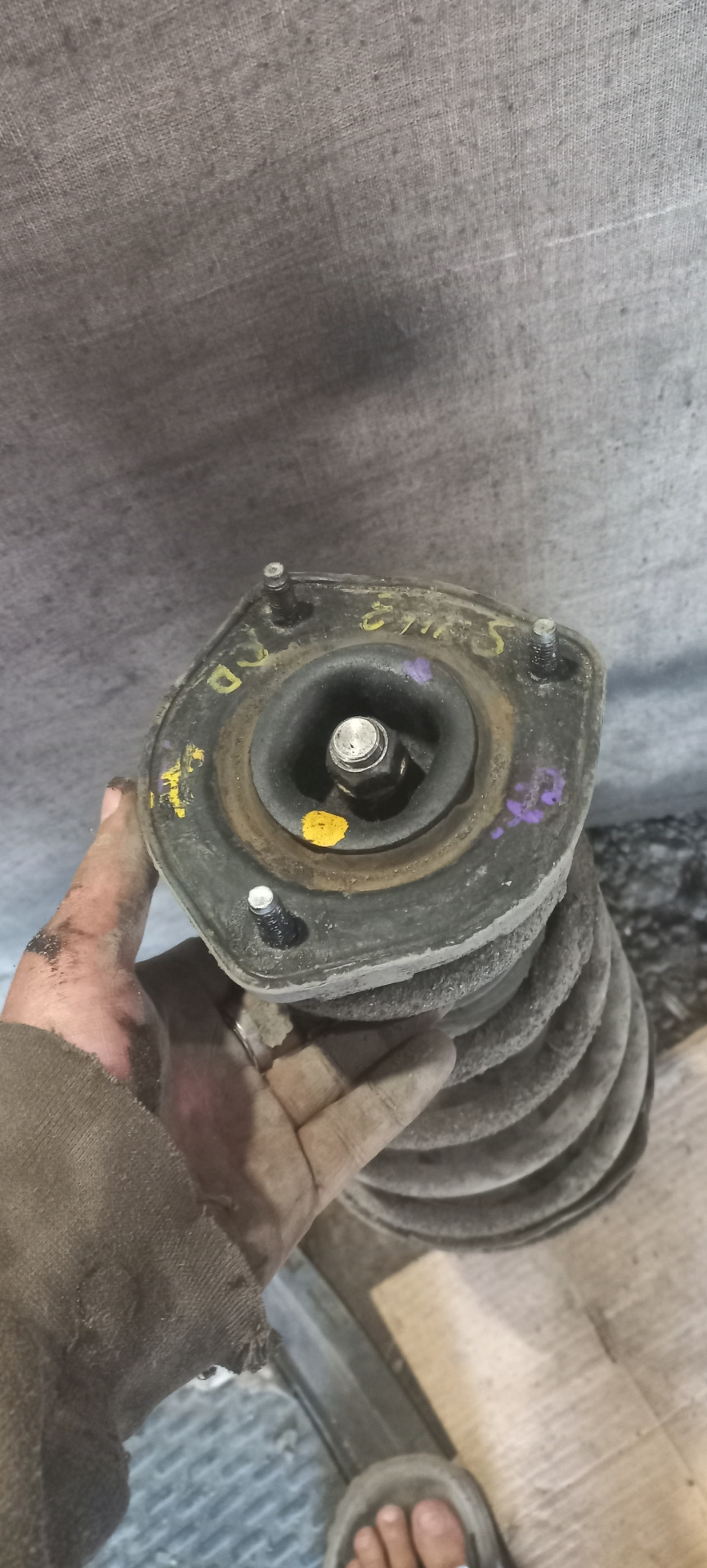 63 — установка проставок задних стоек Vista sv3* — Toyota Vista (30), 0 ...