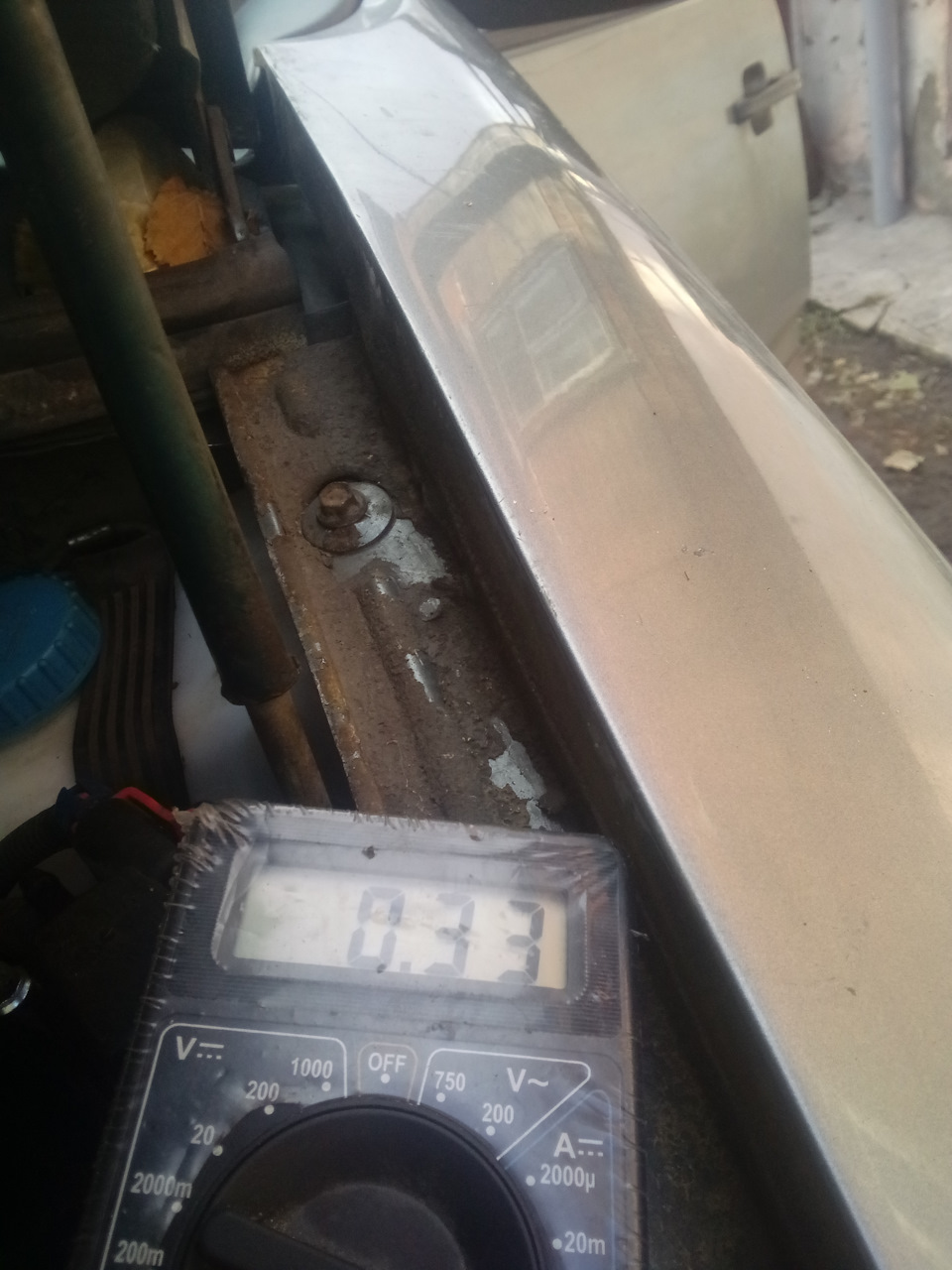 Как так то, хотел уже опять снимать гену, но увидел открытую дверь и подумал — Lada 2120 Надежда