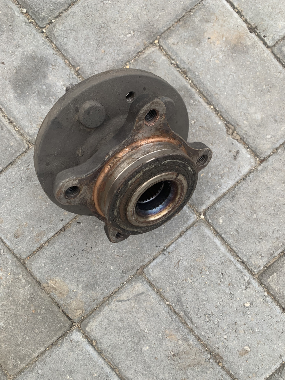 Замена ступичных подшипников — Land Rover Range Rover Sport (1G), 4,2 л ...