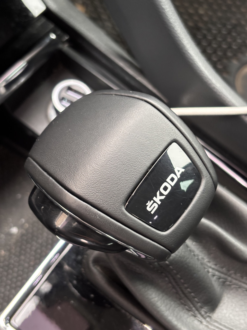 ручка АКПП — Skoda Karoq