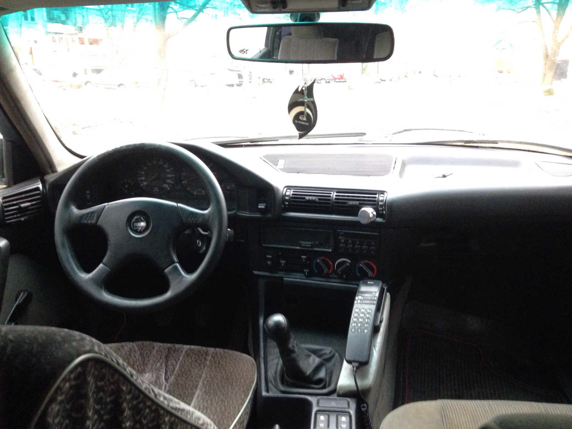 Поменял динамики в дверях — Renault Megane II, 1,6 л, 2006 года ...