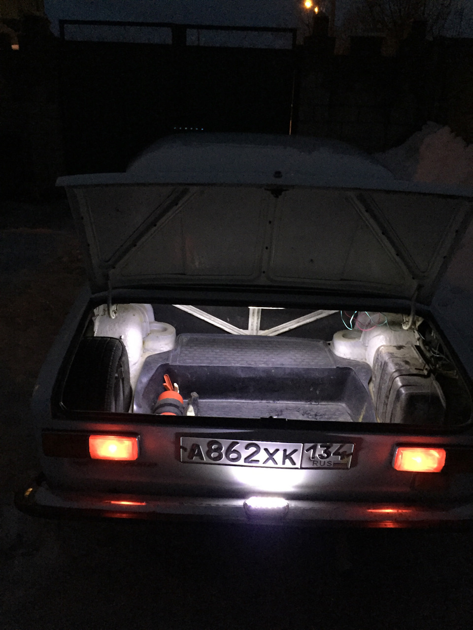 Подсветка багажника — Lada 2101, 1,2 л, 1973 года | электроника | DRIVE2