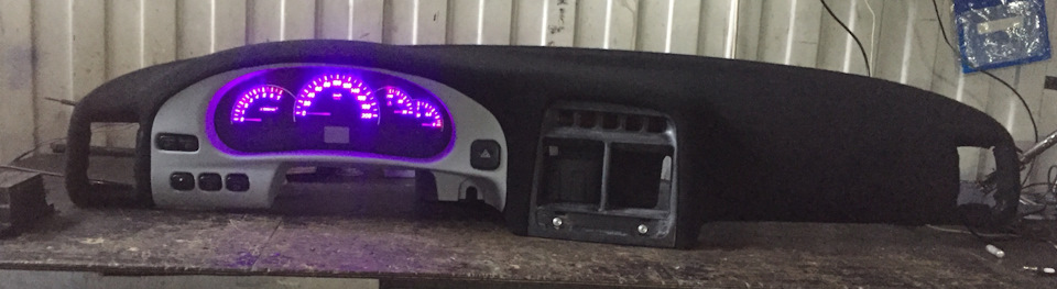 Перетяжка накладки на торпеду ваз 2112 — Lada 21120, 1,5 л, 2002 года ...