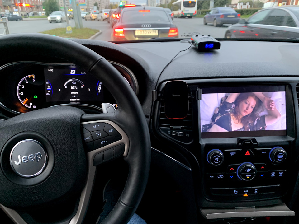 Фото в бортжурнале Jeep Grand Cherokee (WK2)