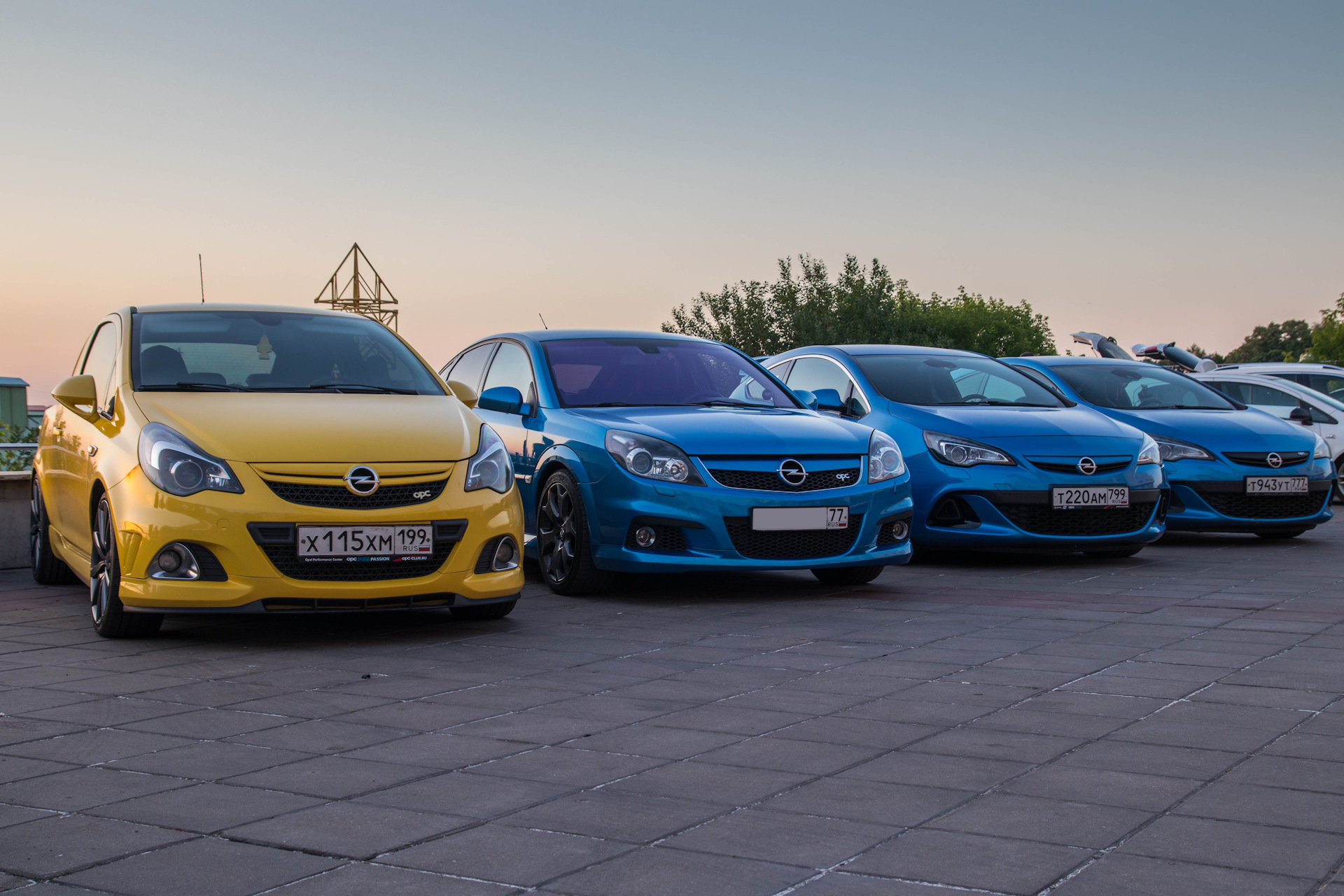 C opc ua. Opel Performance Center. Опель встречи. Автомобиль opcilles. Опель перфоманс центр OPC наклейки.