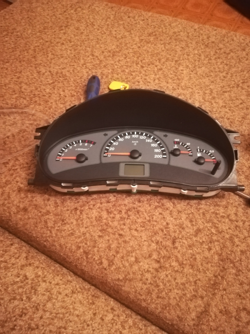 Убираем светофильтр с приборной панели + инверсия — Lada 21104, 1,6 л ...