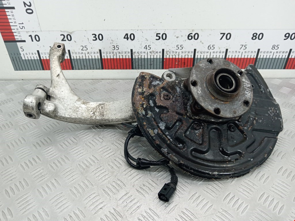 Замена поворотных кулаков — Audi A6 (C5), 2,5 л, 2002 года | визит на ...