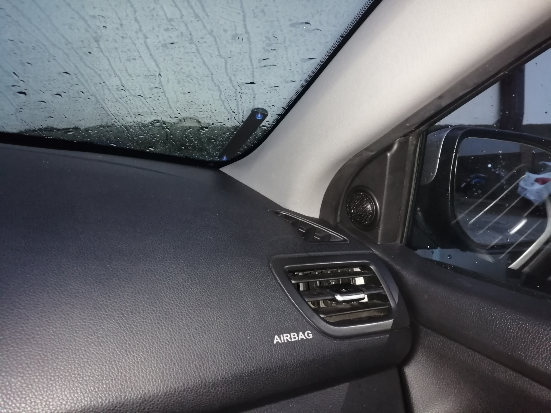 Твитеры и колпачки, рулевые — KIA Rio 5-door (3G), 1,4 л, 2013 года ...