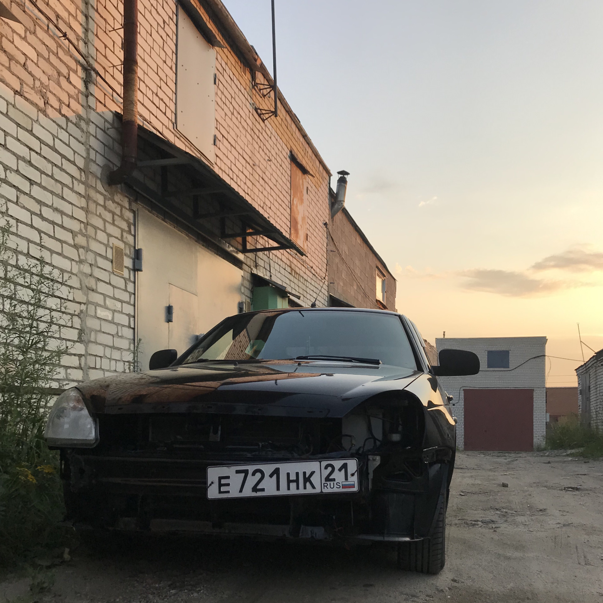 Врезался. — Lada Приора седан, 1,6 л, 2010 года | ДТП | DRIVE2