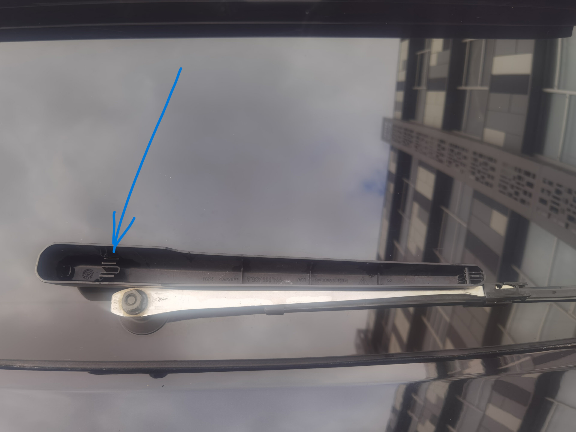 Щетки стеклоочистителя BOSCH и антидождь GLACO — Porsche Cayenne (3G ...