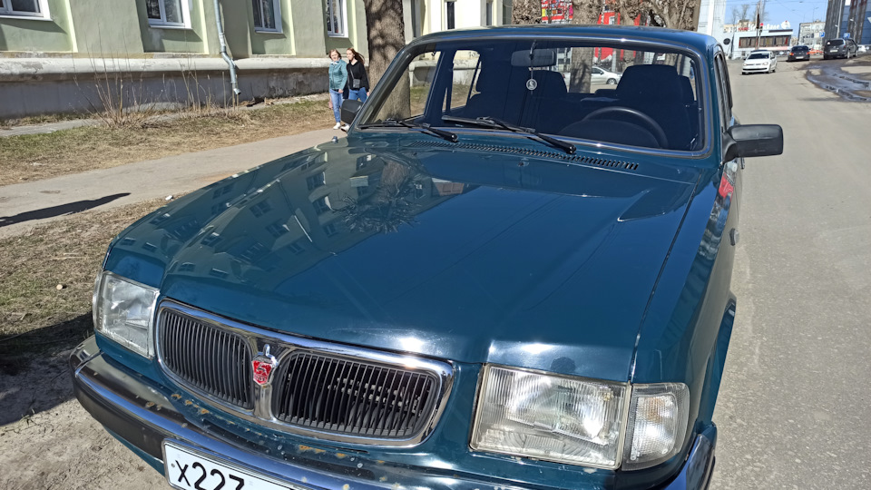 Выпало стекло фары — ГАЗ 3110, 2,3 л, 2000 года | поломка | DRIVE2