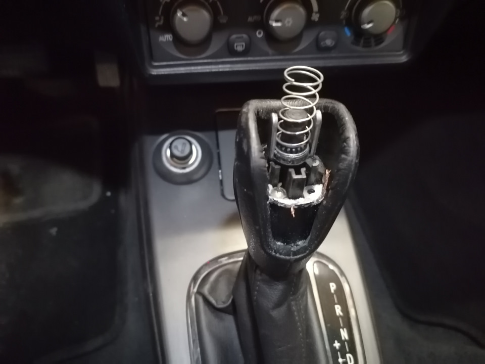 Развалилась ручка селектора АКПП :( — Mitsubishi Lancer IX, 1,6 л, 2009 ...
