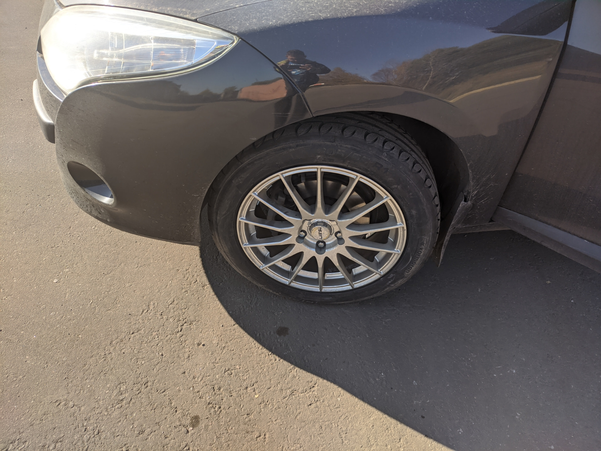 Новая летняя резина — Renault Megane III, 1,6 л, 2011 года | шины | DRIVE2
