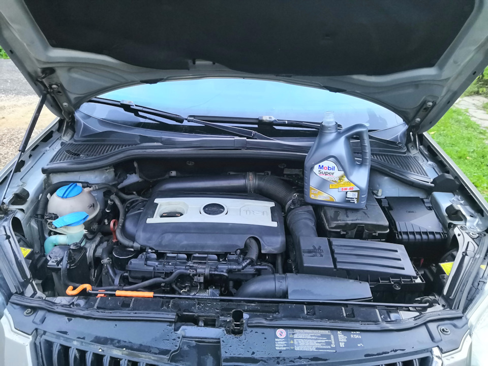 Первое ТО, мойка подкапотного, расколхозинг ч.1 — Skoda Yeti, 1,8 л ...