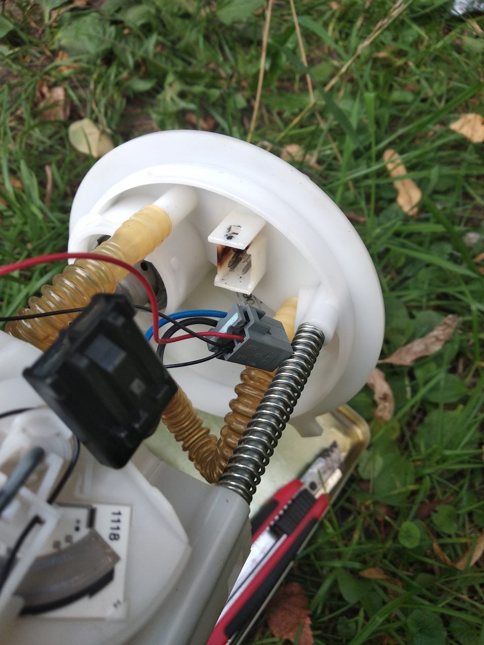 Сгорела фишка бензонасоса. — Datsun mi-Do, 1,6 л, 2015 года | своими ...