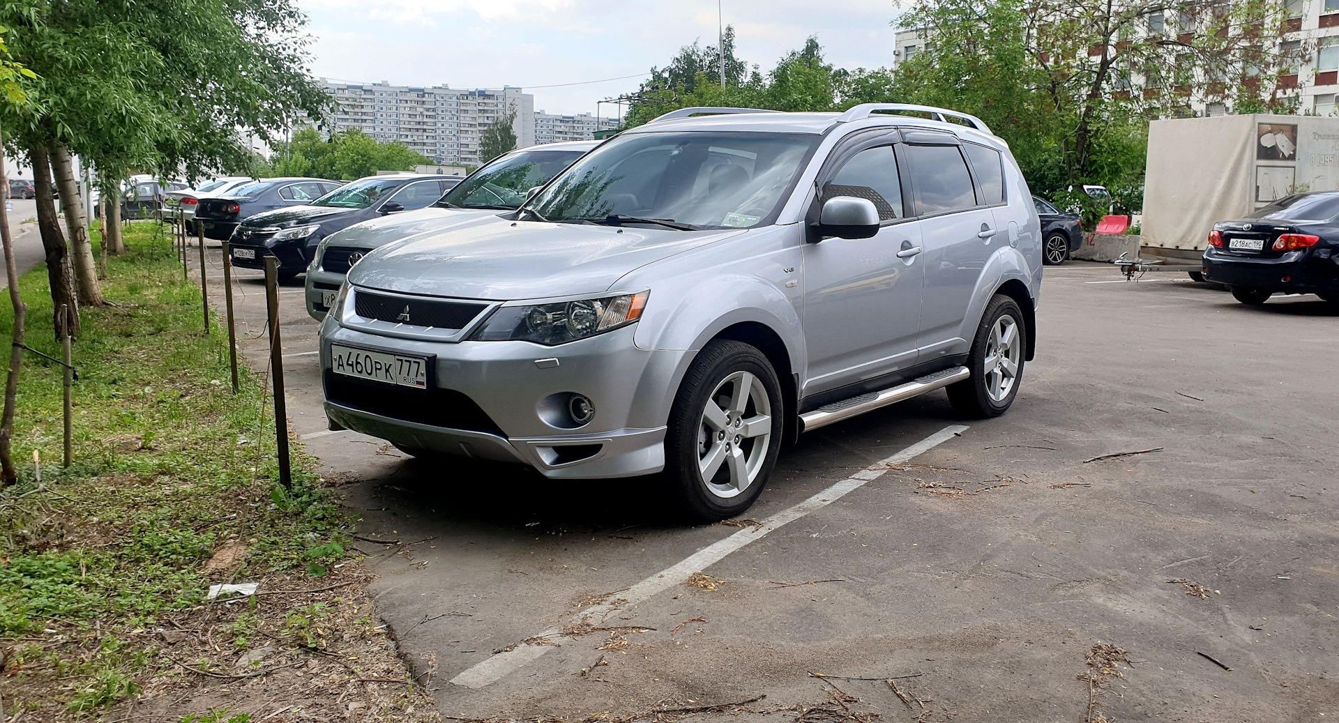 Mitsubishi outlander xl 3.0. Митсубиси Аутлендер XL 2008. Mitsubishi Outlander 2008 3.0. Митсубиси Аутлендер XL 3.0 2008. Mitsubishi Outlander XL 2008.