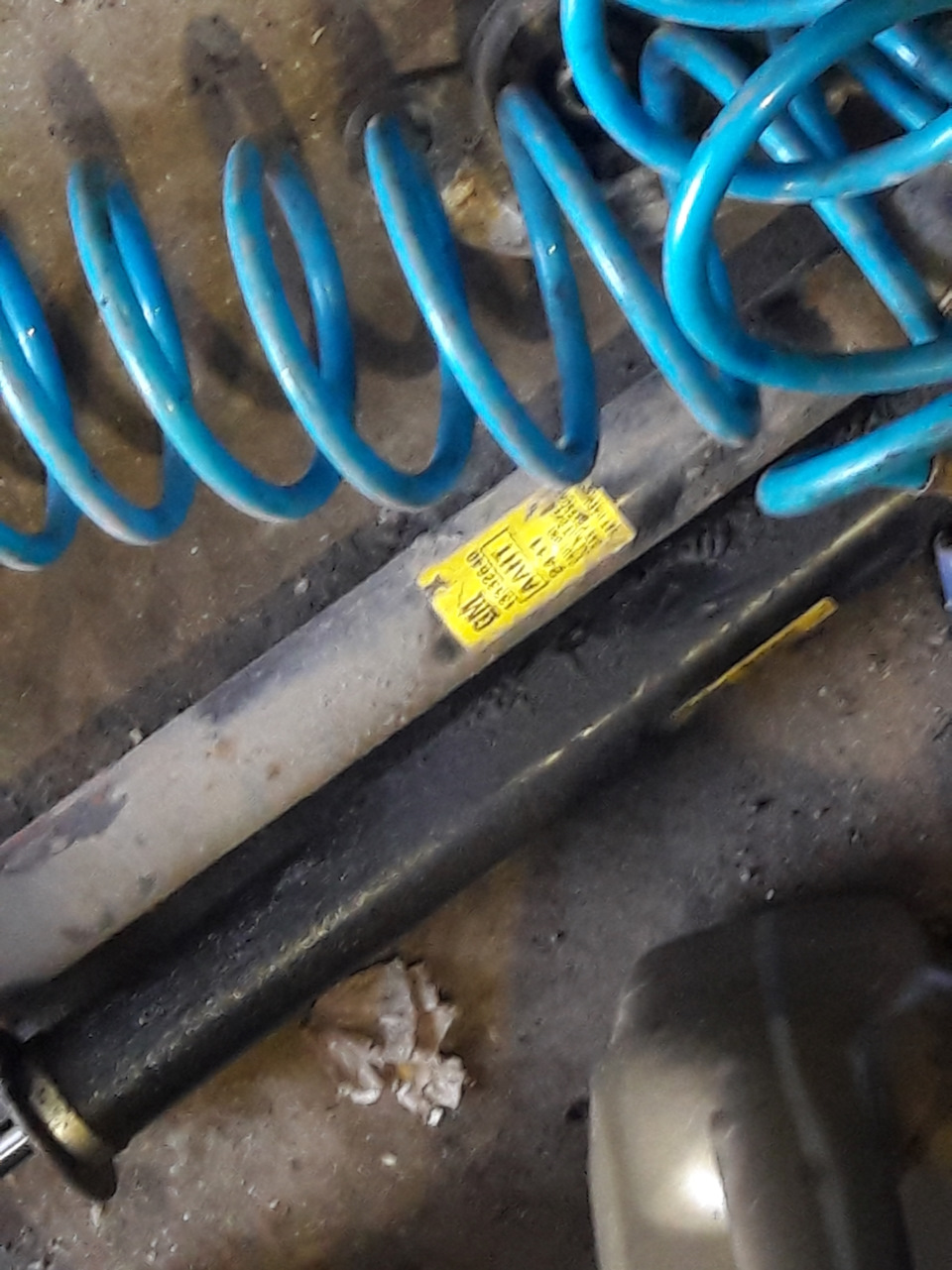 Замял порог. Ошибки с зимы 149000 — Chevrolet Cruze (1G), 1,8 л, 2011 ...