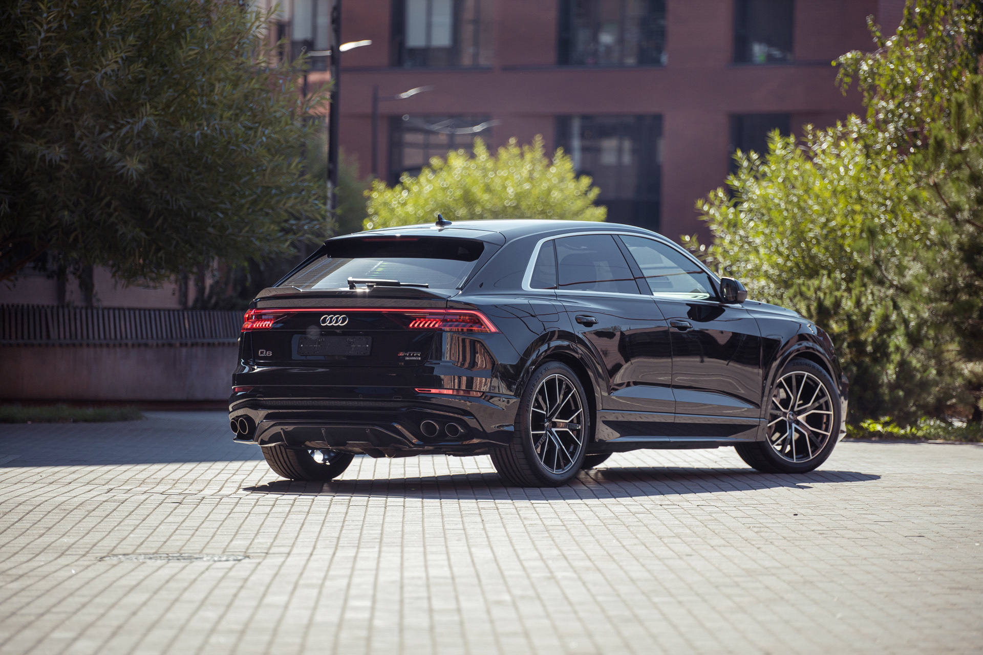 Audi q8 сзади