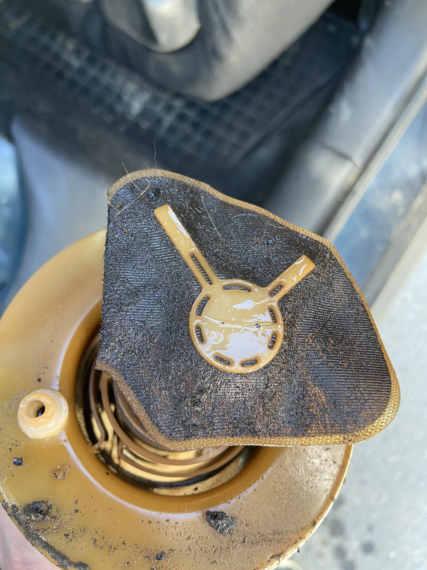 Engine Management System Faulty. Depollution system faulty. Engine oil