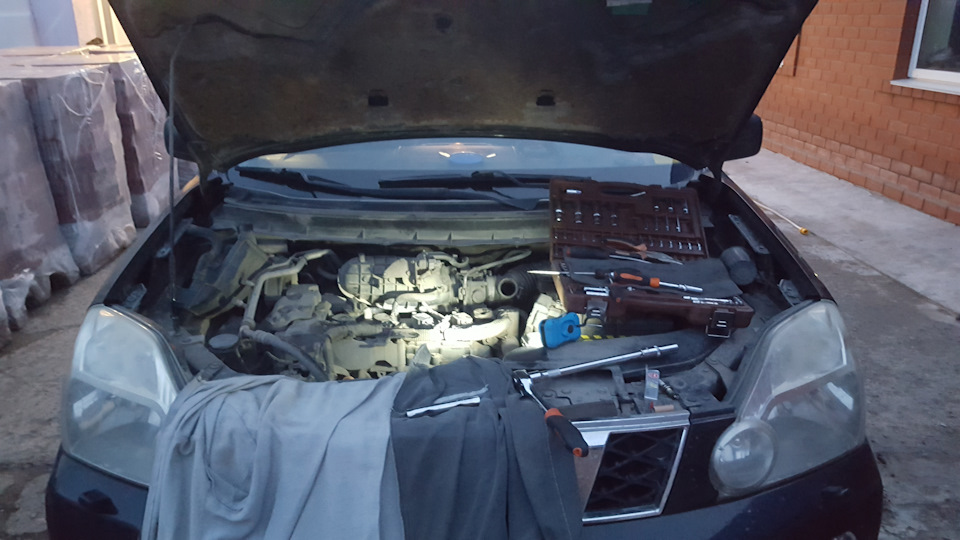 Застряла резинка свечного ключа… — Nissan X-Trail II (t31), 2,5 л, 2007 ...