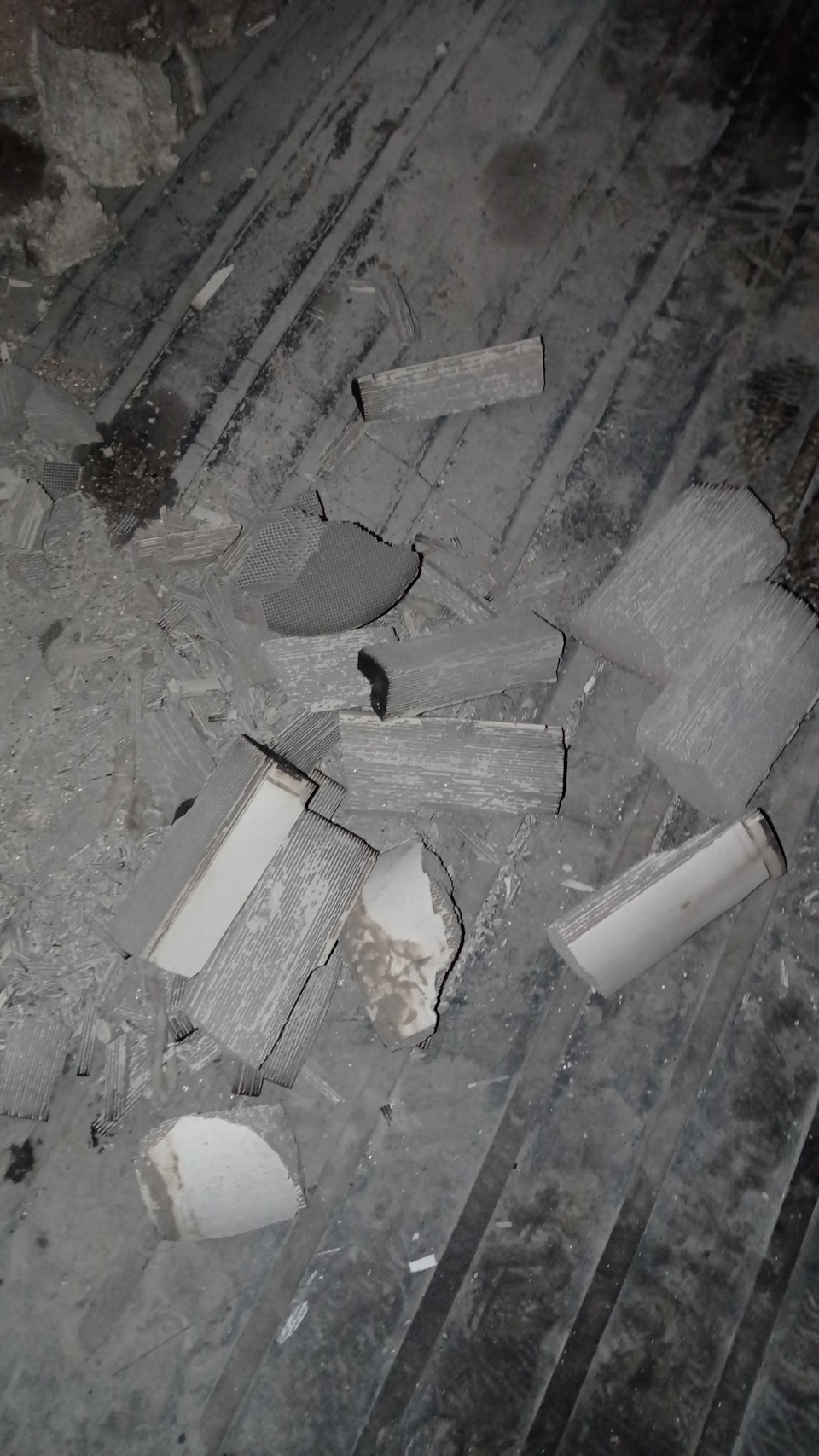 Фото в бортжурнале Geely MK Cross