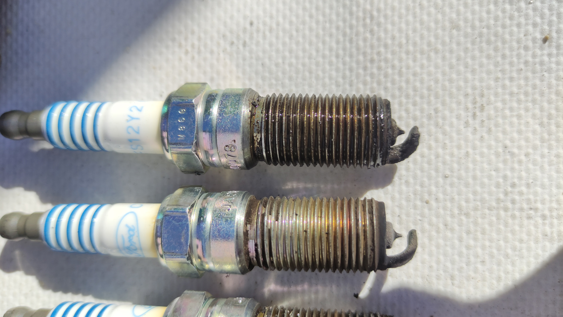 Жрет масло, подскажите, под замену маслосъёмные колпачки или кольца ...