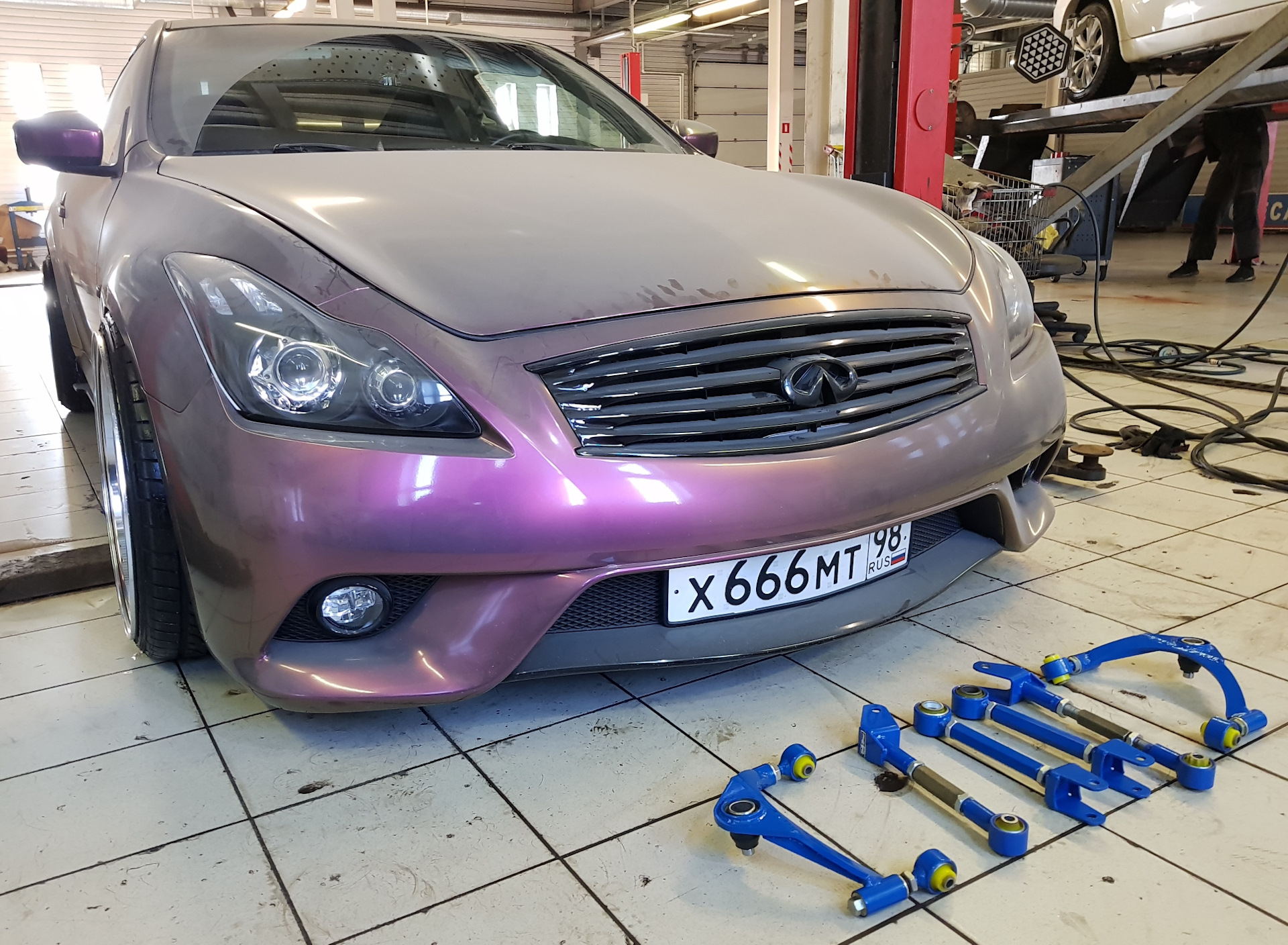 Фары Infiniti g37