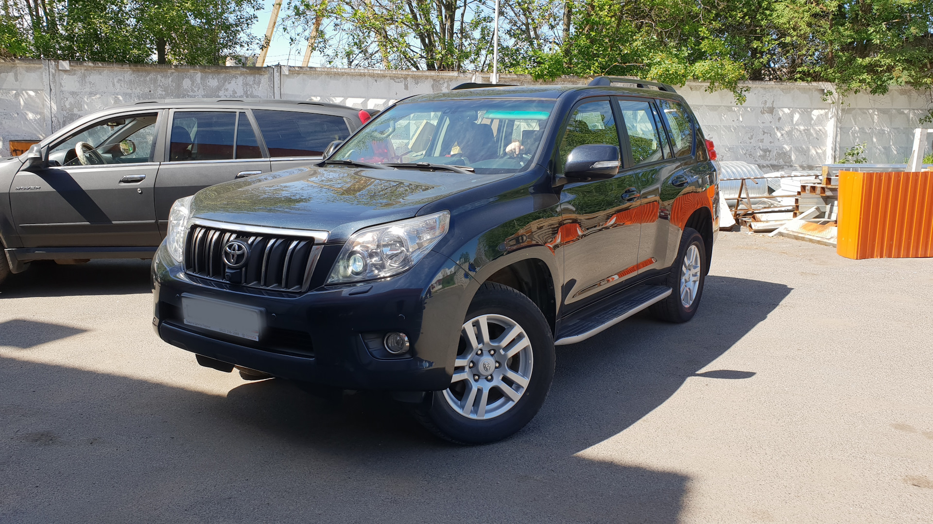 Рестайлинг прадо 150 drive. Прадо 150 свист. Свист из глушителя прадо 3. Прадо 150 свист. Land cruiser prado 150 рестайлинг салона.