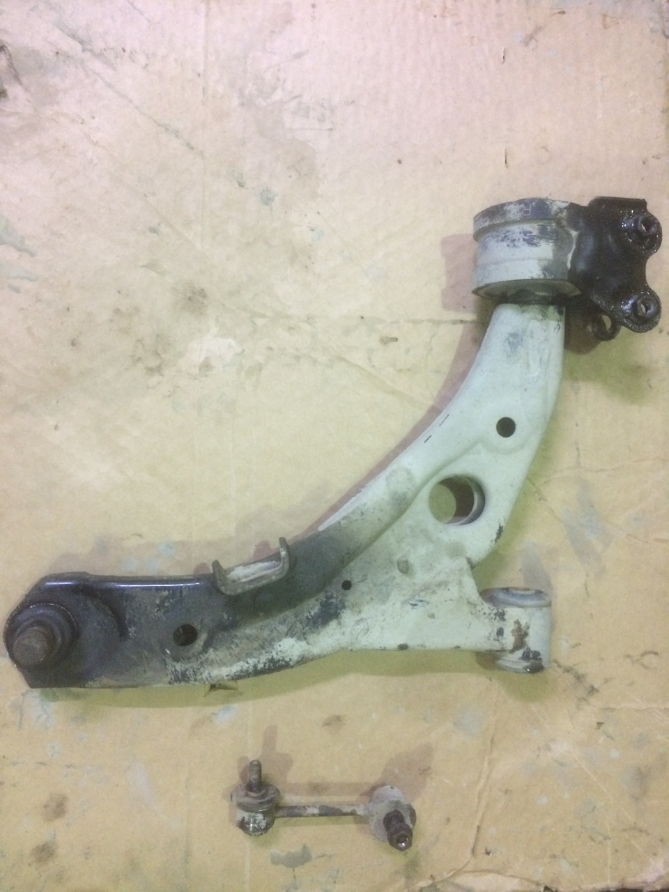 Замена правого рычага — Mazda CX-7, 2,3 л, 2009 года | расходники | DRIVE2