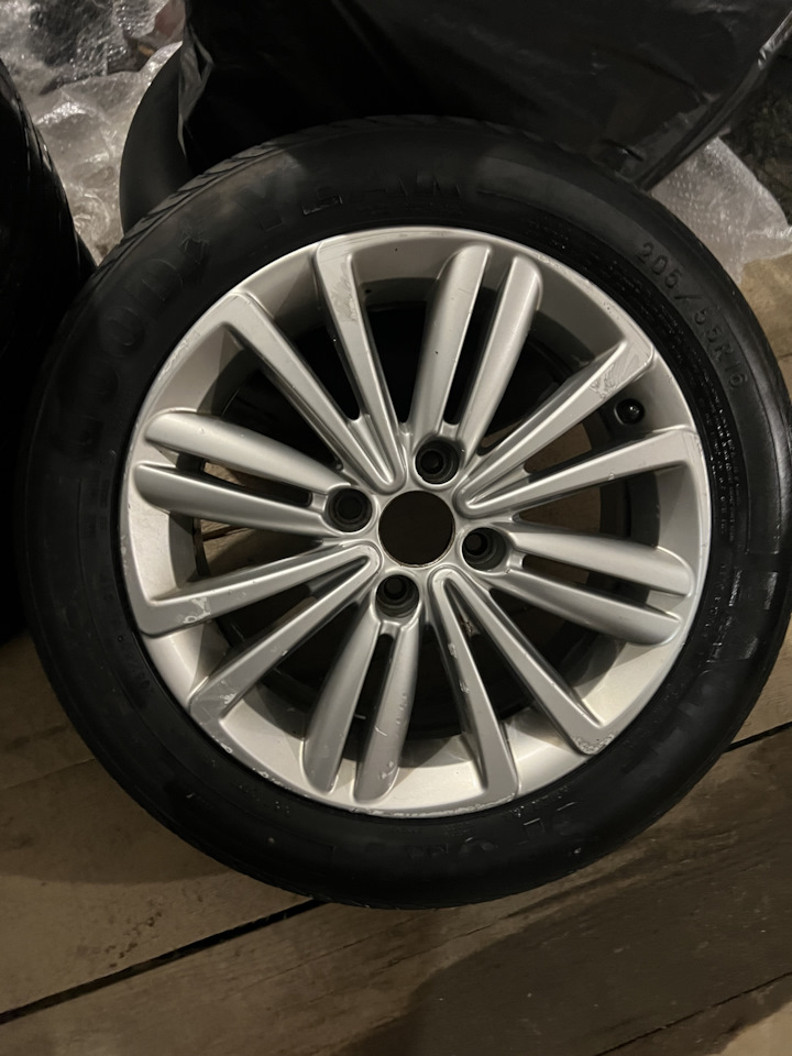 Литые диски citroen 6,5Jx16 ET32 4x108 на Citroen C4 (2G), Peugeot 308 ...