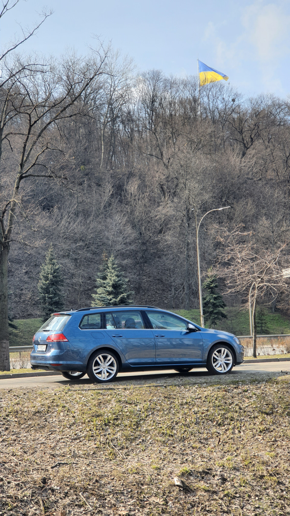 Фото в бортжурнале Volkswagen Golf Variant (Mk7)